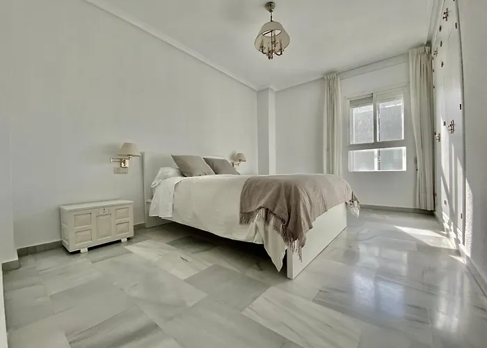 Jerez Avenida * Jerez de la Frontera